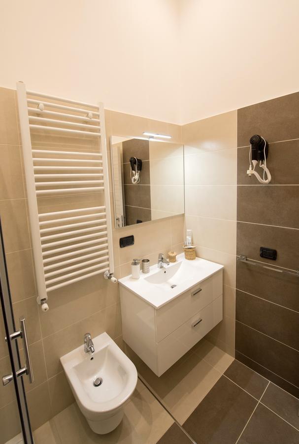 Duomo Regina Apartments Napoli Dış mekan fotoğraf